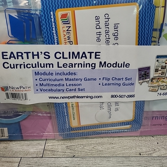 NewPath Learning Earth's Climate Laminated Double-Sided Write-On/Wipe-Off Charts - Picture 3 of 6